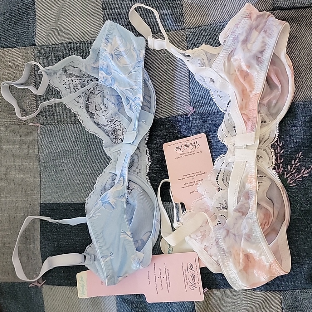 Vanity Fair 2 Underwire Bras - Picture 3 of 3